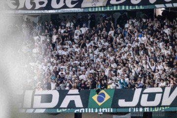 Santos vai vender mando de campo das partidas do Brasileirão -  (crédito: Foto: Divulgação/Santos)