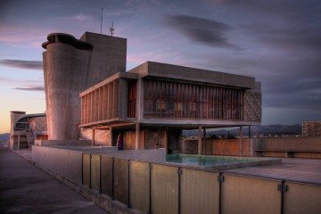 Unité d'Habitation Le Corbusier: unidade de habitação de Marselha, criada pelo arquiteto Le Corbusier, um dos precursores do brutalismo 