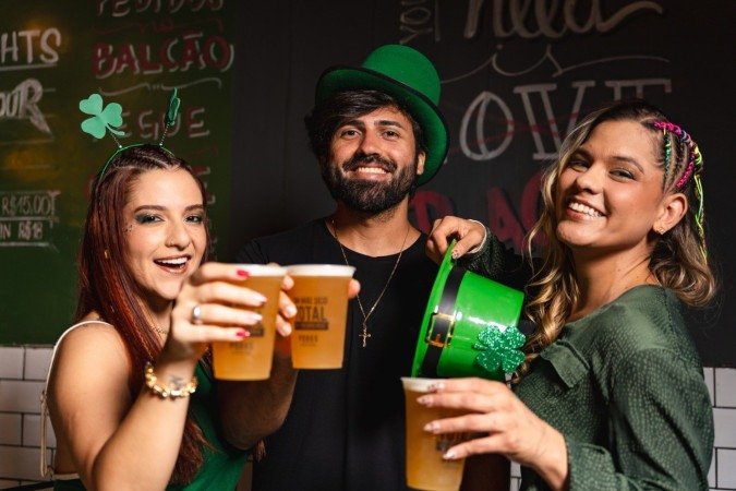 Ter muitos amigos pode te dar chope de graça em Belo Horizonte! - (crédito: Uai Turismo) Ter muitos amigos pode te dar chope de graça em Belo Horizonte! - (crédito: Uai Turismo)