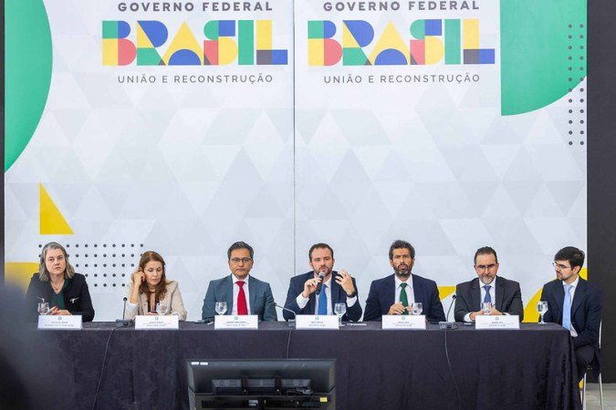 Reunião para Anúncio do Envio do Projeto de Lei de Ampliação da Isenção do Imposto de Renda ao Congresso Nacional - (crédito: Diogo Zacarias) Reunião para Anúncio do Envio do Projeto de Lei de Ampliação da Isenção do Imposto de Renda ao Congresso Nacional - (crédito: Diogo Zacarias)