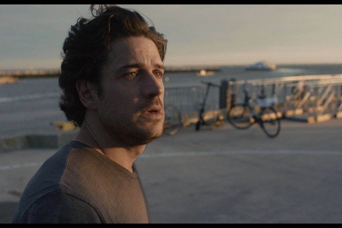 Filme Maré alta, com Marcos Pigossi