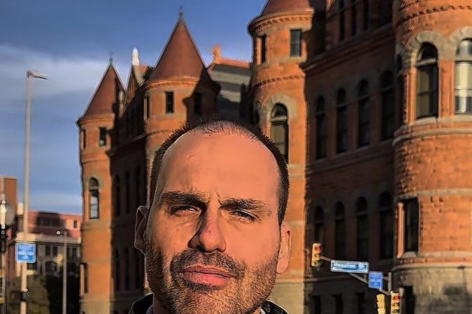 Eduardo Bolsonaro está mais perto de perder o mandato -  (crédito:  Reprodução do YouTube )