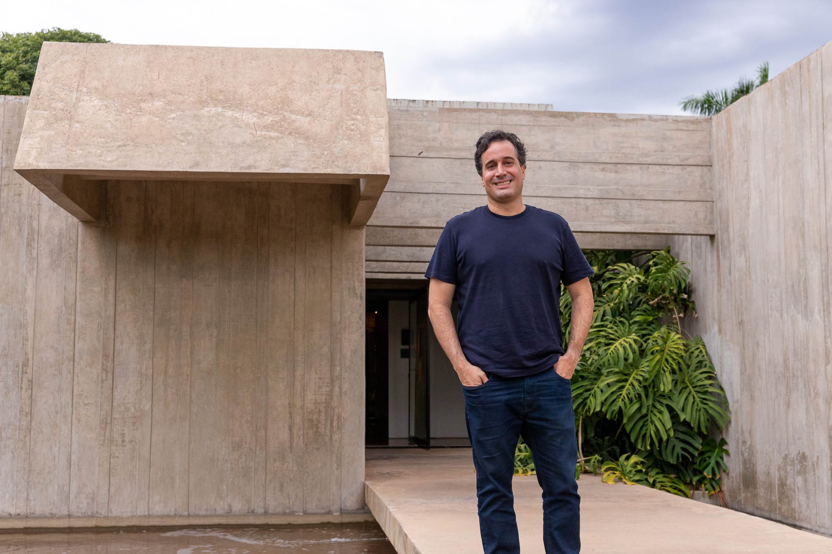 Casa brutalista no Lago Sul