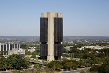 Banco Central aumenta juros pela 5ª reunião consecutiva e Selic chega a 14,25% ao ano - 