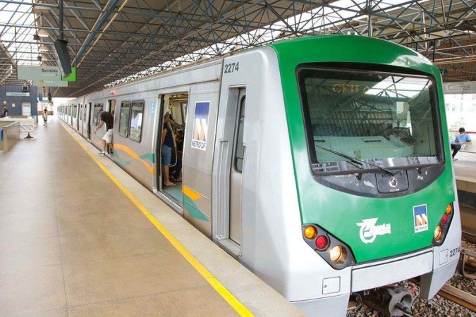 Metrô DF terá horário ampliado nos feriados de Páscoa e Aniversário de Brasília - (crédito: Foto: Tony Oliveira/Agência Brasília) Metrô DF terá horário ampliado nos feriados de Páscoa e Aniversário de Brasília - (crédito: Foto: Tony Oliveira/Agência Brasília)