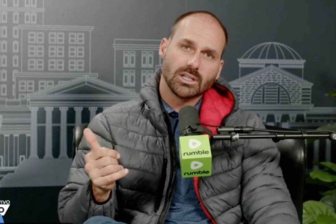Mudança de Eduardo Bolsonaro para os EUA gera memes; confira