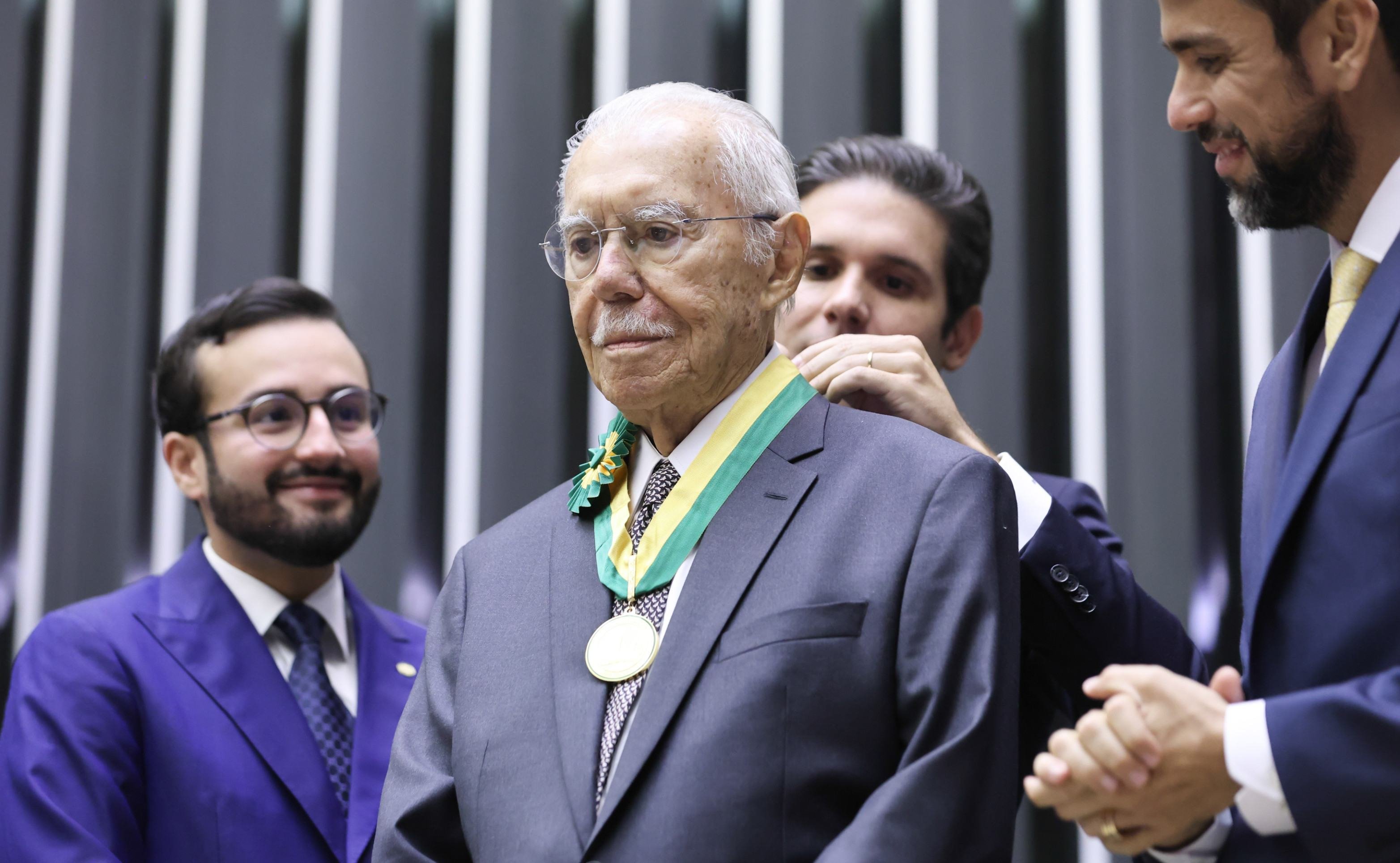 Câmara dos Deputados celebra Sarney e memória de Tancredo