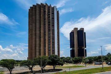 Em nota oficial, o presidente do Banco Central, Gabriel Galípolo, que assumiu o cargo este ano, agradeceu a Ricardo Liáo pelos serviços prestados ao longo de quase cinco anos na presidência do órgão. O BC destacou 'o empenho, a dedicação e o profissionalismo' de Liáo no período em que esteve à frente do Coaf -  (crédito:  Rafa Neddermeyer/Agência Brasil)