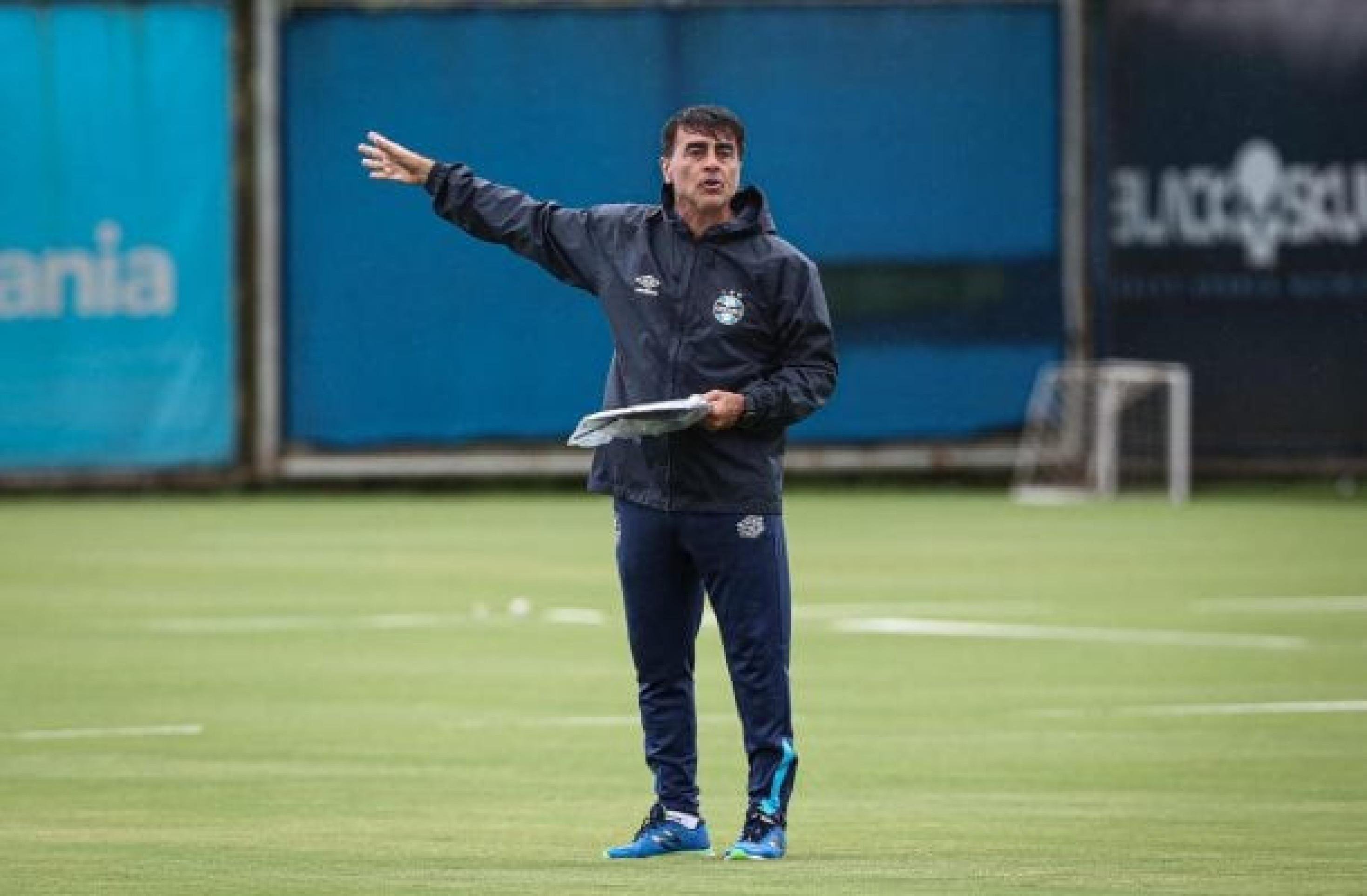 TJD/RS aplica suspensão de quatro jogos ao técnico do Grêmio