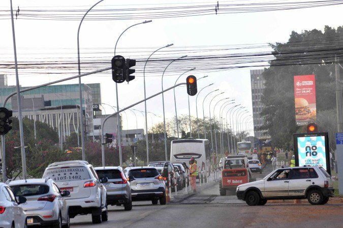  21/03/2025. Crédito: Minervino Júnior/CB/D.A Press. Brasil.  Brasilia - DF. Obras no Setor de Indústrias Gráfica.