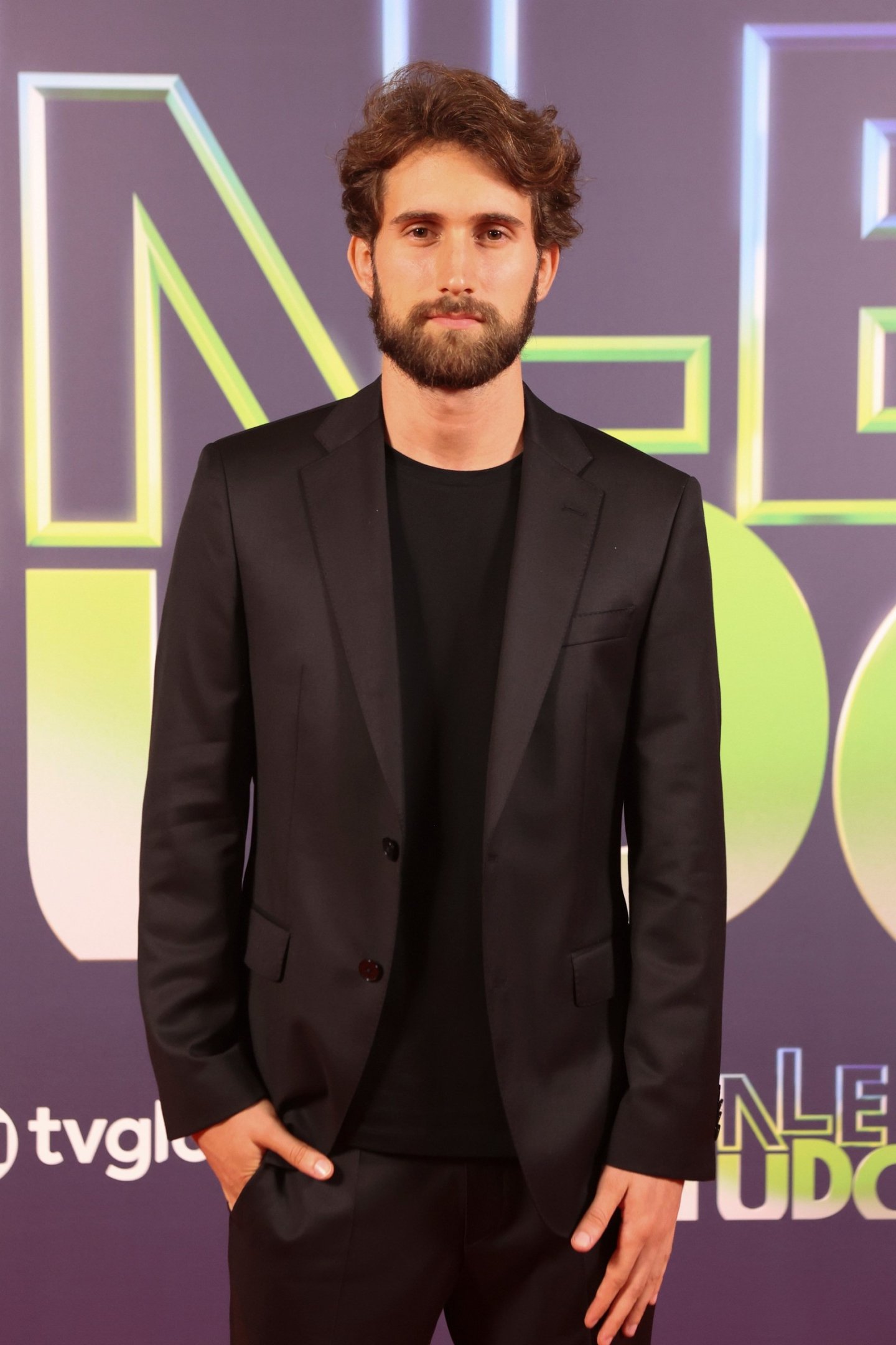 Felipe Ricca é Carlos