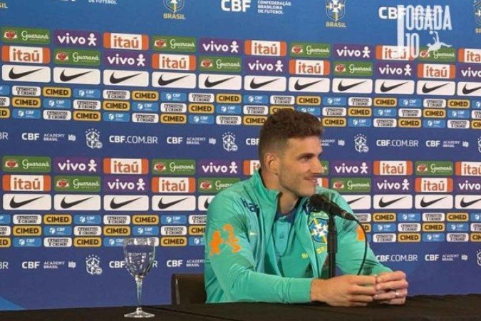 Goleiro Bento deve ser titular nesta terça-feira (25), diante da Argentina, pelas Eliminarórias-  -  (crédito: Foto: Felipe Camin/Jogada10)