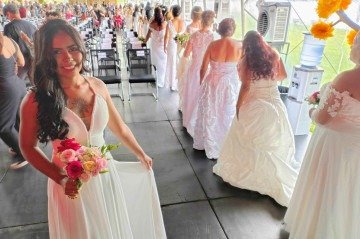 'Casamento comunitário oficializa união de 101 casais neste domingo (23/3) -  (crédito: Marcelo Ferreira/CB/D.A.Press)