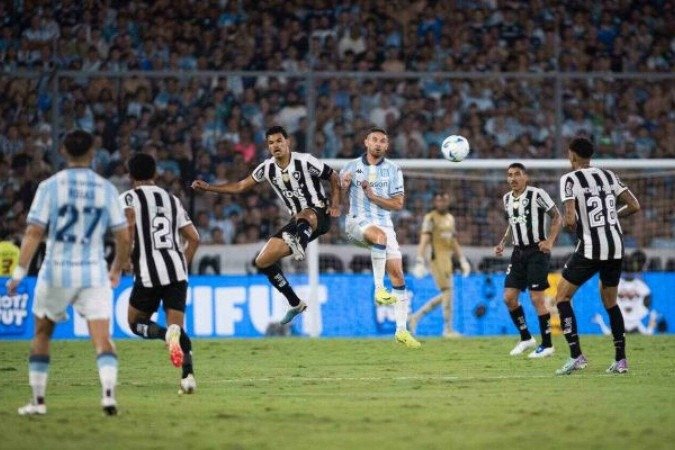 Botafogo perdeu para o Racing e ficou com o vice da Recopa Sul-Americana - (crédito: Foto: Divulgação/Conmebol) Botafogo perdeu para o Racing e ficou com o vice da Recopa Sul-Americana - (crédito: Foto: Divulgação/Conmebol)