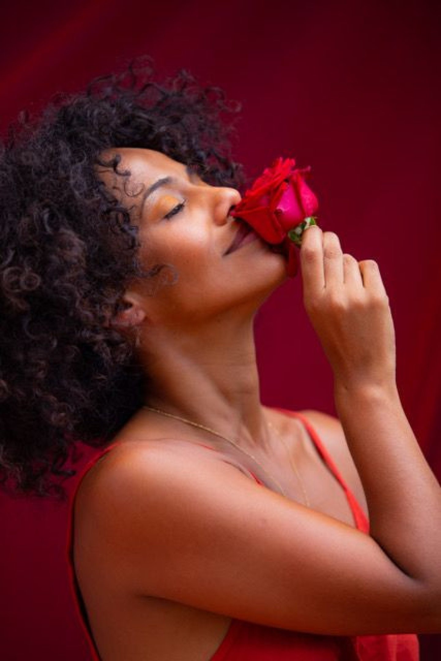 Naruna Costa, atriz e cantora