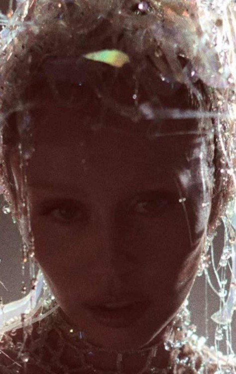 O disco chega nas plataformas no dia 30 de maio, enquanto o filme estreia nos cinemas brasileiros no dia 27 de junho.

 -  (crédito: Reprodução/Instagram/@mileycyrus)