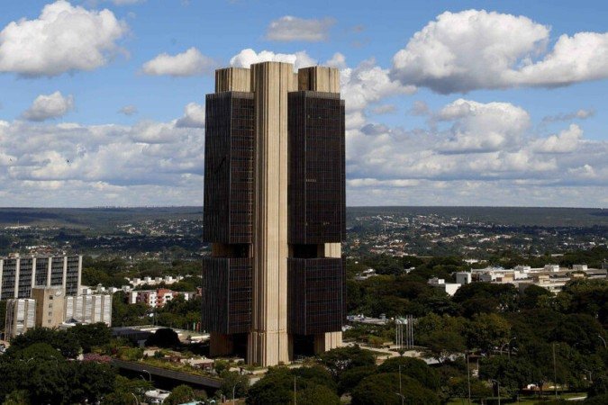 Em semana de Copom, mercado reduz projeção de inflação para 2025