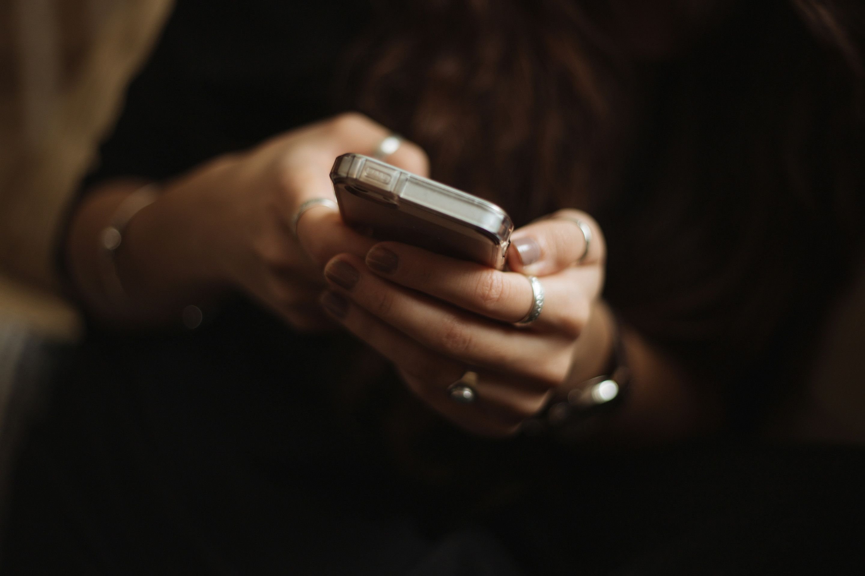 Terapia na palma da mão: sessões on-line facilitam cuidado com a saúde mental