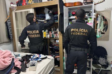 Homem é preso na Vila Planalto por pirataria online em operação da PF -  (crédito: PF/Divulgação)