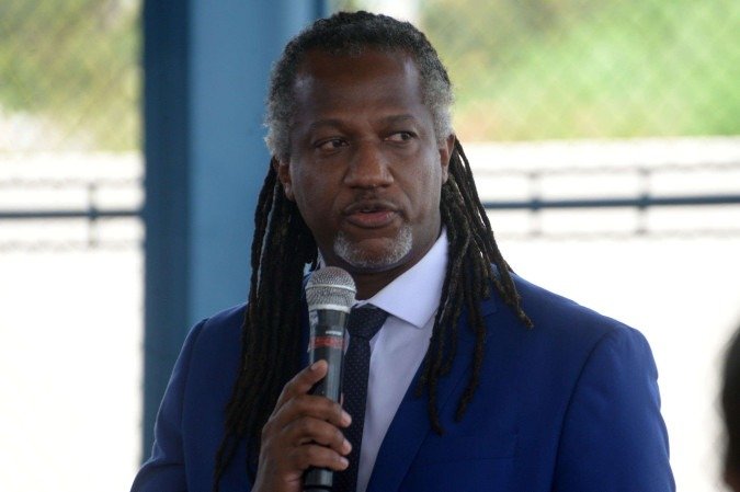  26/03/2025. Ed Alves CB/DA Press. Brasil. O Ministério dos Direitos Humanos e da Cidadania (MDHC) e o Instituto Mauricio de Sousa lançam a revista em quadrinhos ?Turma da Mônica em: Intergeracionalidade?. Na Escola Classe 503, no Itapoã (DF). O evento contará com a presença da ministra Macaé Evaristo. Na foto, Alexandre da Silva - Secretario Nacional dos Direitos da Pessoa Idosa. 