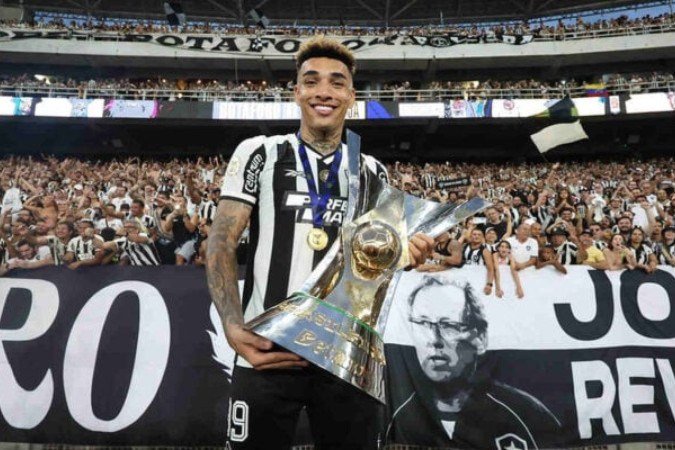 Igor Jesus explica motivo de ficar no Glorioso -  (crédito: Foto: Vitor Silva/Botafogo.)