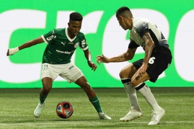 ESTÊVÃO - Talento que não se discute, mas uma andorinha só não faz verão. Mesmo protagonista de sua equipe, incomodando seus marcadores, sofreu com a concentração desenfreada de bola em seus pés. Assim, alguns erros do jovem atacante foram até normais. NOTA 6,0 - Foto: Cesar Greco/Palmeiras