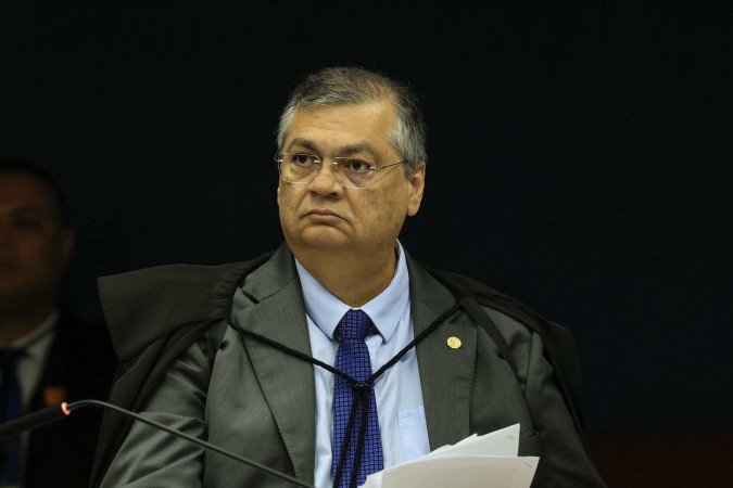 Na manifestação publicada hoje, Dino disse que a imunidade não se aplica a esse caso, tendo em vista que o deputado não é investigado e tampouco foi convocado como testemunha - (crédito: Rosinei Coutinho/STF) Na manifestação publicada hoje, Dino disse que a imunidade não se aplica a esse caso, tendo em vista que o deputado não é investigado e tampouco foi convocado como testemunha - (crédito: Rosinei Coutinho/STF)
