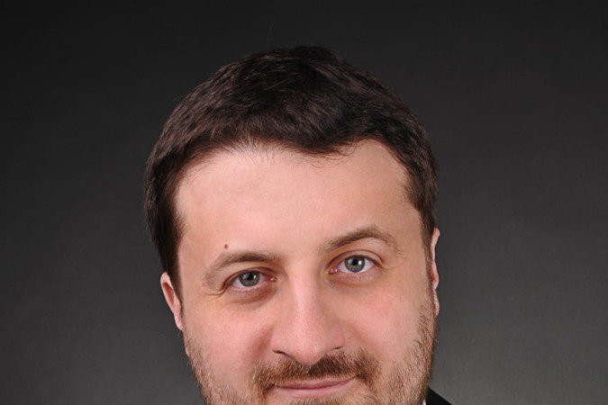 Taras Zahorodny, analista político ucraniano e sócio-gerente do Grupo Nacional Anticrise (em Kiev)