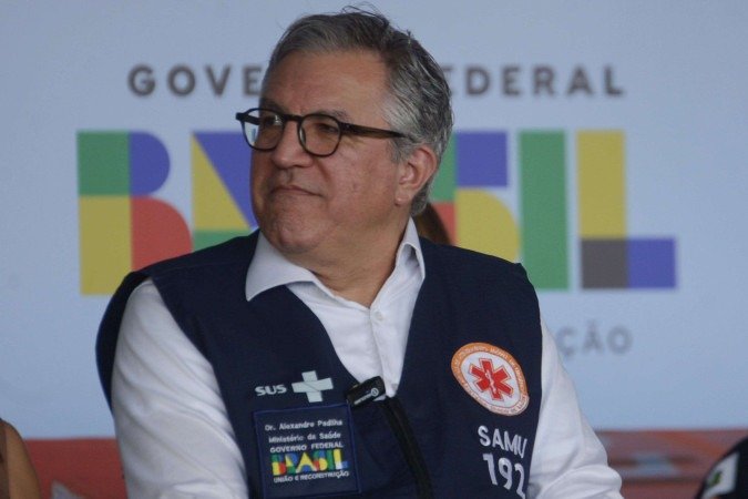 Após revogação de vistos, Padilha diz ter orgulho do Mais Médicos