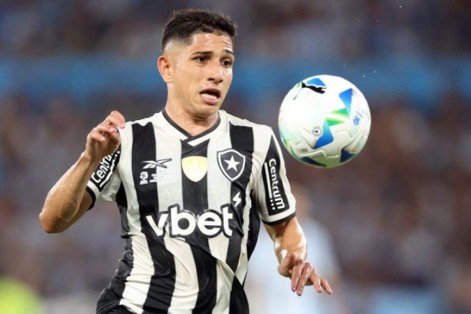 Savarino é um dos jogadores mais queridos da torcida - (crédito: Foto: Vitor Silva/Botafogo) Savarino é um dos jogadores mais queridos da torcida - (crédito: Foto: Vitor Silva/Botafogo)