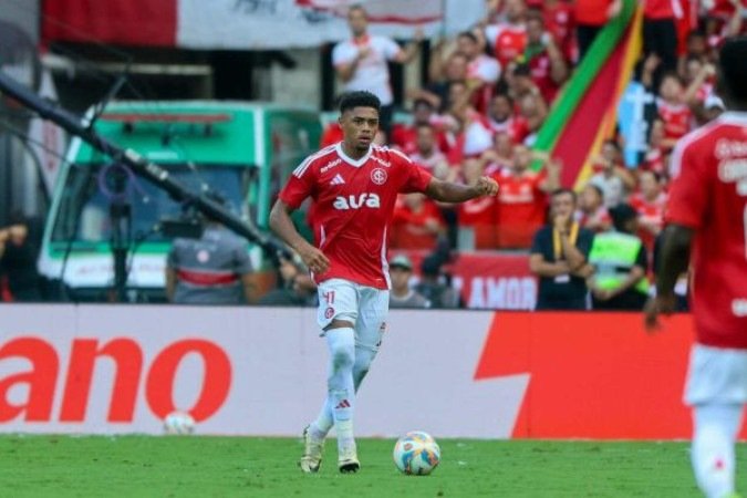 Contratação em definitivo de Victor Gabriel é uma das prioridades para a diretoria do Inter - (crédito: Foto: Divulgação / SC Internacional) Contratação em definitivo de Victor Gabriel é uma das prioridades para a diretoria do Inter - (crédito: Foto: Divulgação / SC Internacional)