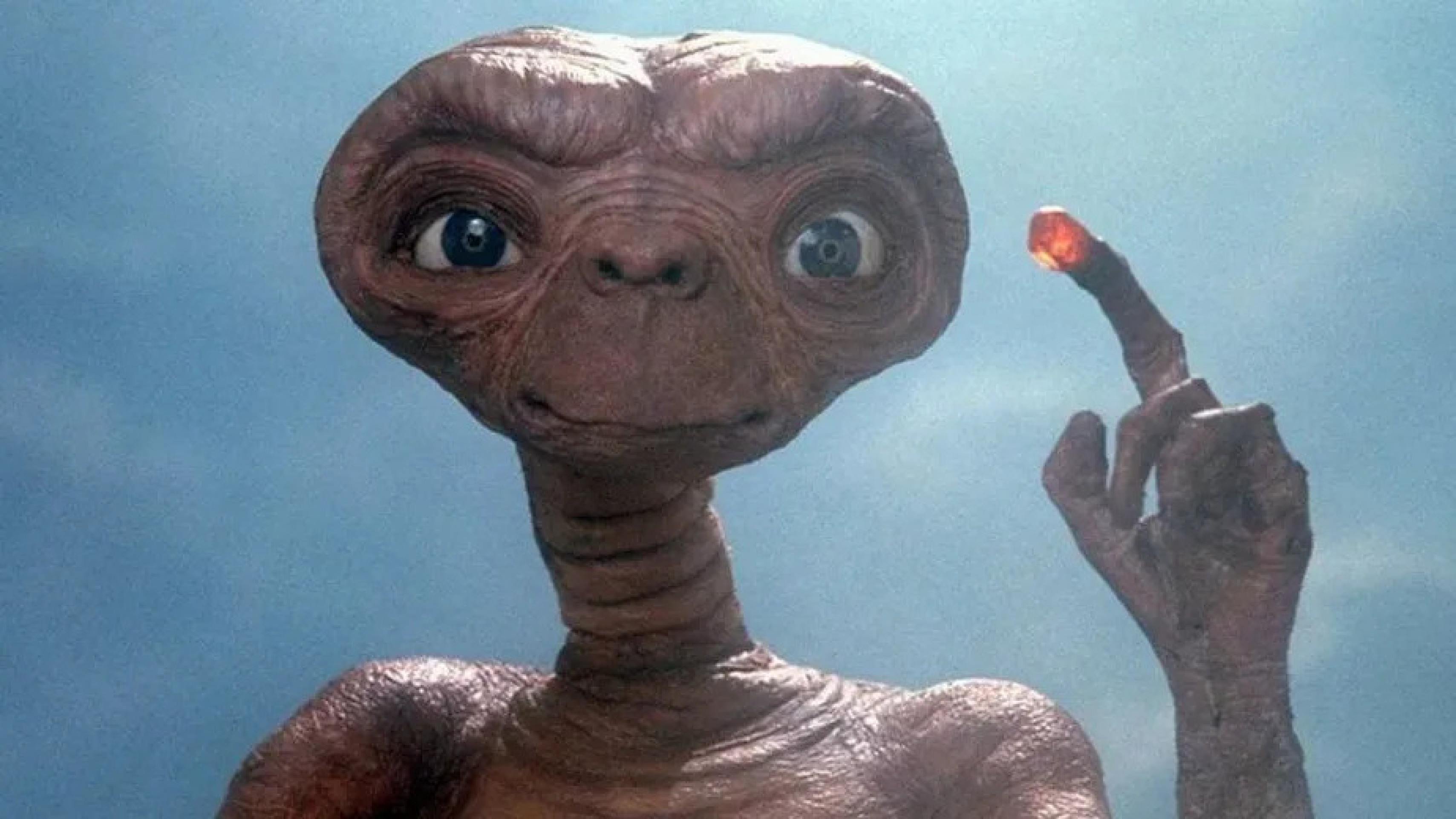 'E.T. o Extraterrestre': boneco original do filme vai a leilão por valor milionário 'E.T. o Extraterrestre': boneco original do filme vai a leilão por valor milionário