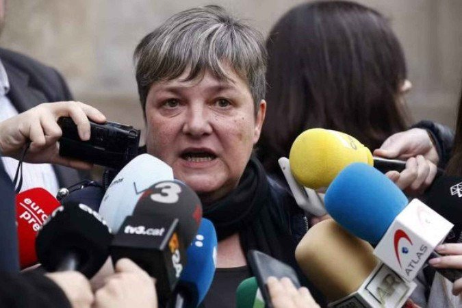 Advogada da suposta vítima protestou contra anulação da condenação de Daniel Alves - (crédito: Foto: Toni Albir/EFE) Advogada da suposta vítima protestou contra anulação da condenação de Daniel Alves - (crédito: Foto: Toni Albir/EFE)