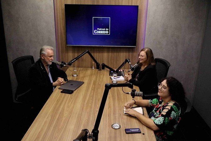 João Candido Portinari é o entrevistado do podcast do correio, Na bancada: Denise Rothenburg e Eduarda Esposito
- (crédito: Reprodução) João Candido Portinari é o entrevistado do podcast do correio, Na bancada: Denise Rothenburg e Eduarda Esposito
- (crédito: Reprodução)