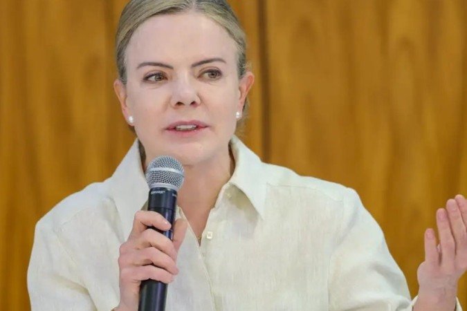 Postagem de Gleisi foi uma resposta a uma publicação feita por Bolsonaro - (crédito: Platobr Politica) Postagem de Gleisi foi uma resposta a uma publicação feita por Bolsonaro - (crédito: Platobr Politica)