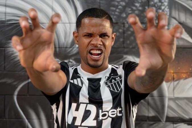 JUNIOR SANTOS - Substituiu Gabriel Menino, para aumentar o poder ofensivo. Mas a chance que teve, logo que entrou, perdeu. Depois, ficou meio sumidão. NOTA 5,0. Foto: Pedro Souza / Atlético