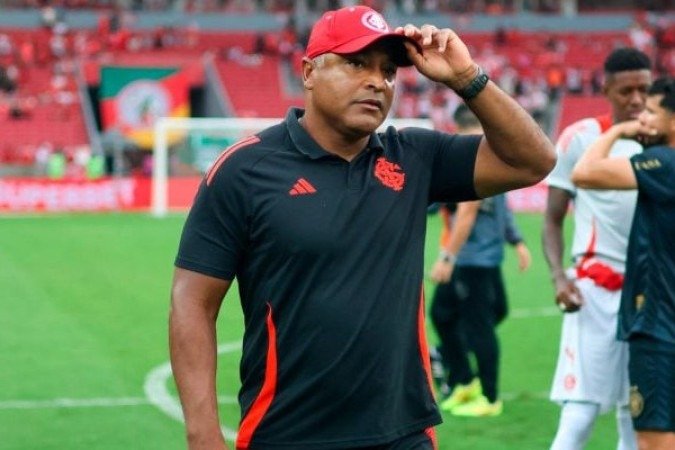 ROGER MACHADO - Taticamente, time foi bastante aplicado. Não conseguiu criar muitas chances, mas manteve invencibilidade do Inter. Inter sofreu um pouco na etapa final. NOTA 6,5. Foto: Ricardo Duarte / Internacional