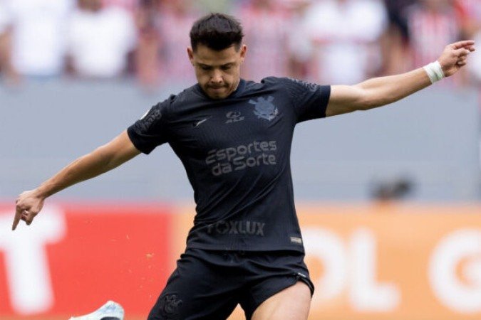 ÁNGEL ROMERO - O paraguaio até tentou aparecer para a partida, mas com o esquema adotado por Ramón, pouco conseguiu participar e teve um jogo discreto. Nota: 6 - Foto: Rodrigo Coca/Agência Corinthians