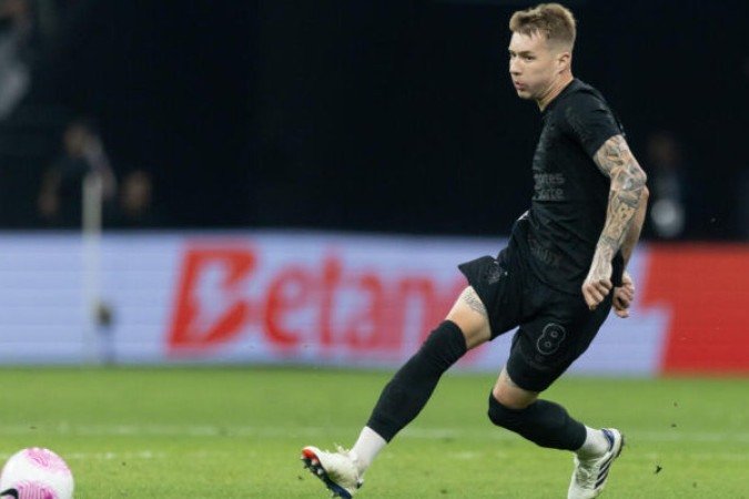 CHARLES - Entrou em uma mudança de esquema alvinegra. Com a vantagem numérica, passou a atuar literalmente como um lateral-direito e não teve tanta participação na partida. Nota: 6 - Foto: Rodrigo Coca/Agência Corinthians