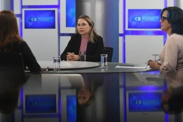 Durante a conversa com as jornalistas Adriana Bernardes e Ana Maria Campos, a advogada tratou de diversos aspectos da violência de gênero - (crédito: ED ALVES/CB/D.A.Press) Durante a conversa com as jornalistas Adriana Bernardes e Ana Maria Campos, a advogada tratou de diversos aspectos da violência de gênero - (crédito: ED ALVES/CB/D.A.Press)