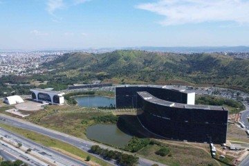 TCE suspende concessão das rodovias do vetor Norte da Grande BH - Leandro Couri/EM/D.A Press