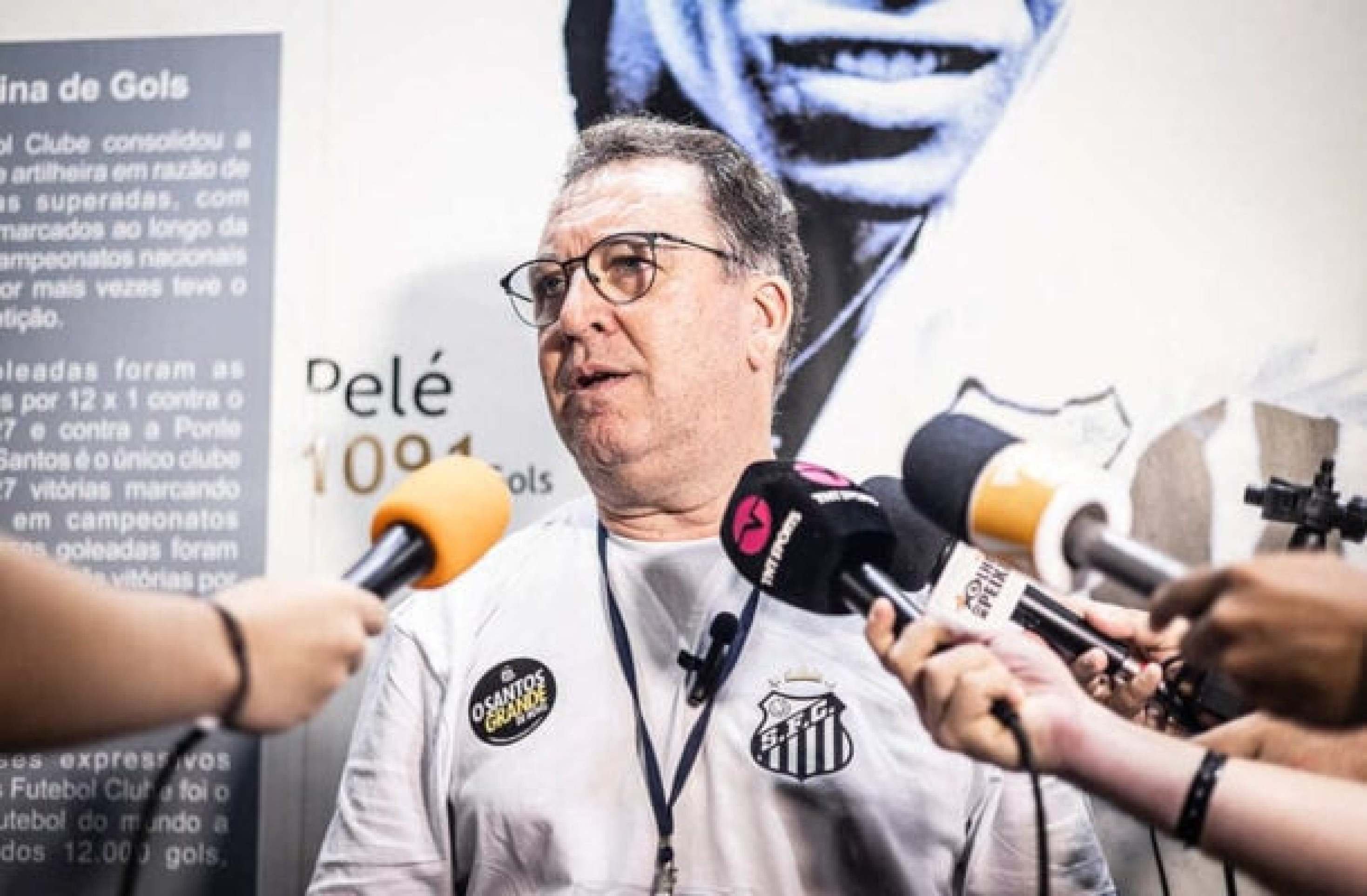 Presidente do Santos detona elenco após derrota para o Vasco