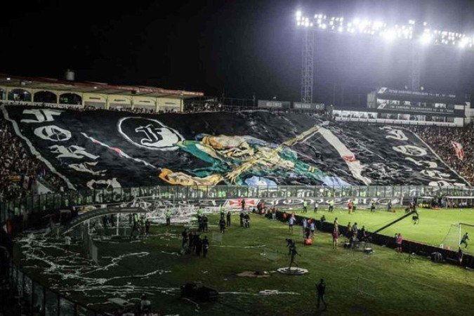 Torcida Força Jovem do Vasco volta aos estádio após 12 anos - (crédito: Foto: Matheus Lima/Vasco) Torcida Força Jovem do Vasco volta aos estádio após 12 anos - (crédito: Foto: Matheus Lima/Vasco)