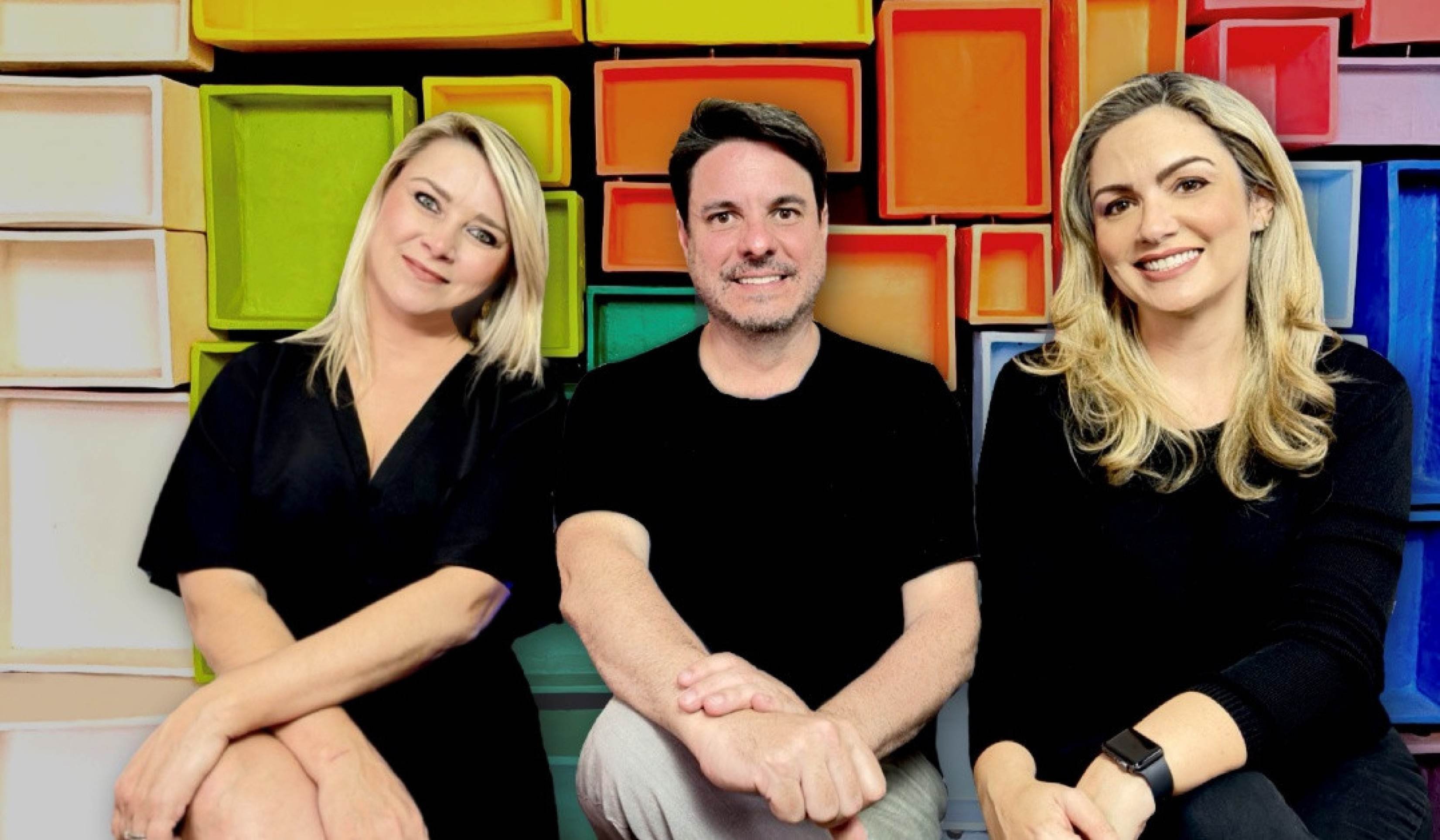 Alessandra Matchinski, Eduardo Moreth e Gabriela Valente, os três sócios da startup BizzME