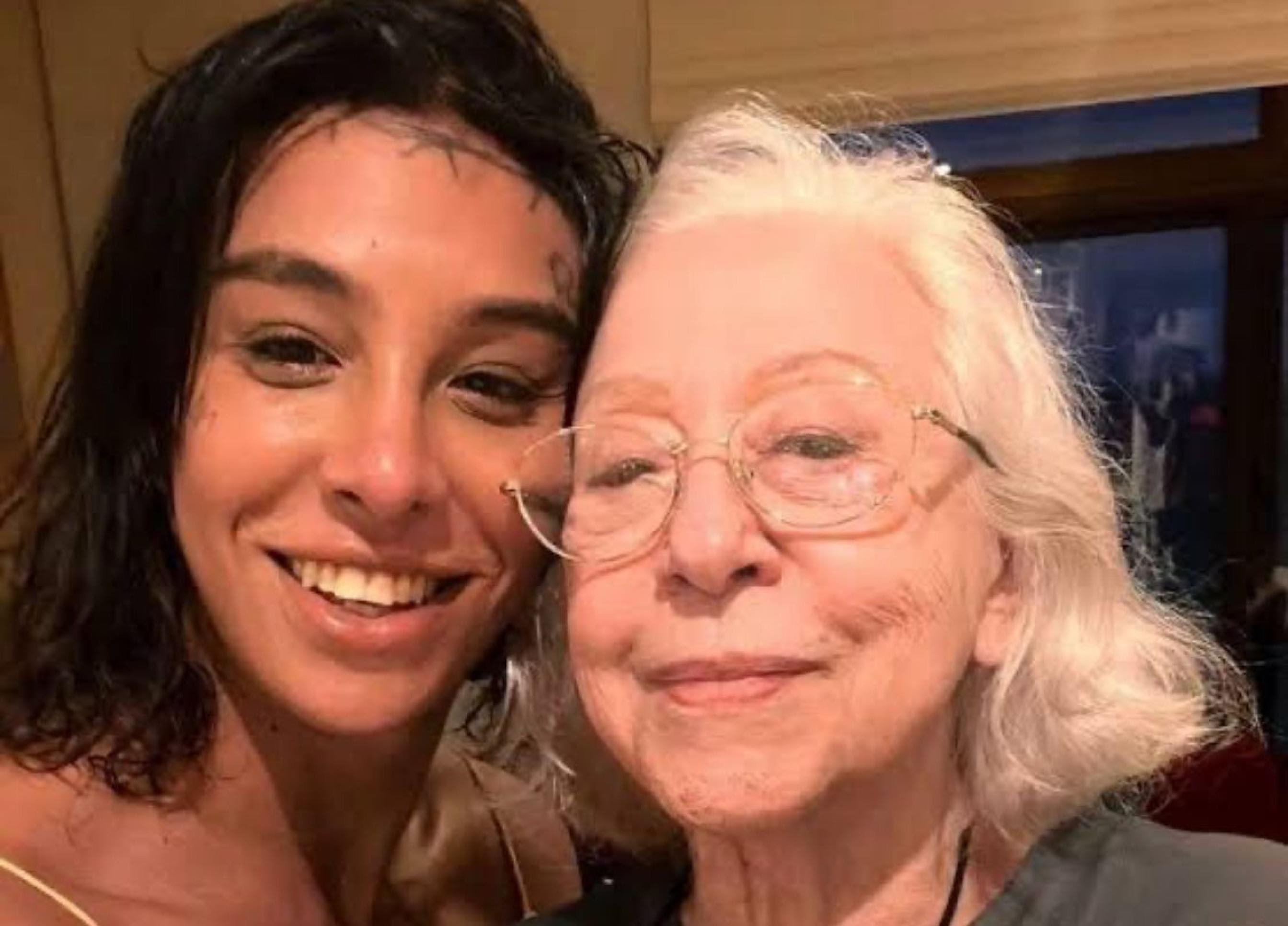 Fernanda Montenegro manda mensagem para Linn da Quebrada, internada para reabilitação Fernanda Montenegro manda mensagem para Linn da Quebrada, internada para reabilitação