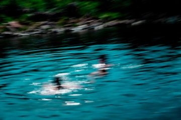 Obras de Lino Valente na exposição Concretizando direitos sociais: a história do MDS e o papel do Cadastro Único nessa trajetória