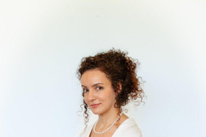 Cantora Layla Jorge vai lançar o álbum Toda mulher no Cine Brasília