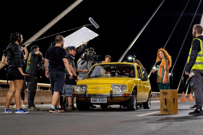 Bastidores do filme A menor distância entre dois pontos, filmado em Brasília - (crédito: Carlos Guilherme) Bastidores do filme A menor distância entre dois pontos, filmado em Brasília - (crédito: Carlos Guilherme)