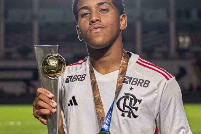 Josgua é um dos destaques do Flamengo sub-17 - (crédito: Foto: Divulgação/Flamengo) Josgua é um dos destaques do Flamengo sub-17 - (crédito: Foto: Divulgação/Flamengo)