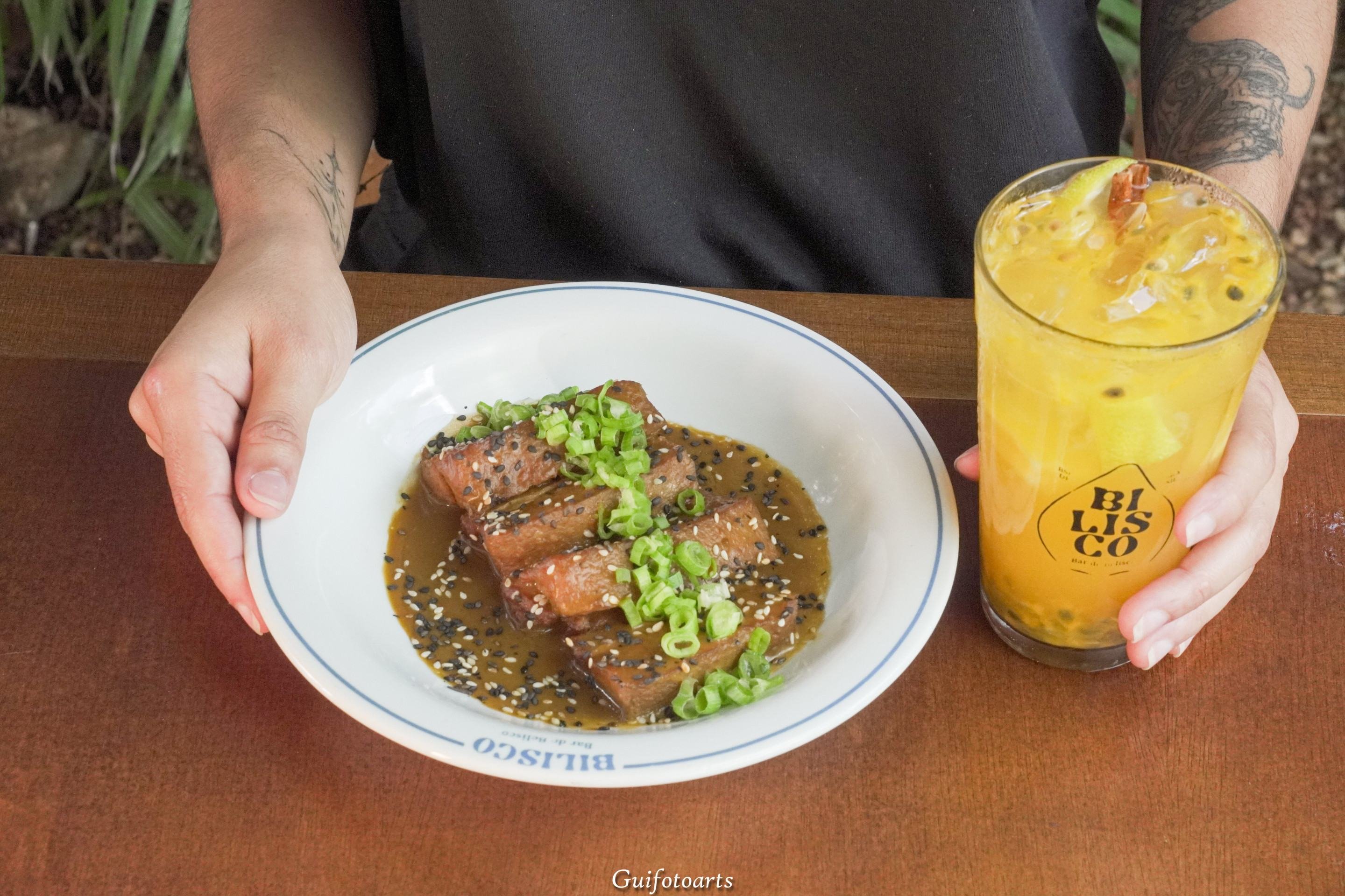 Para saborear e relaxar: confira bares com boa comida de boteco